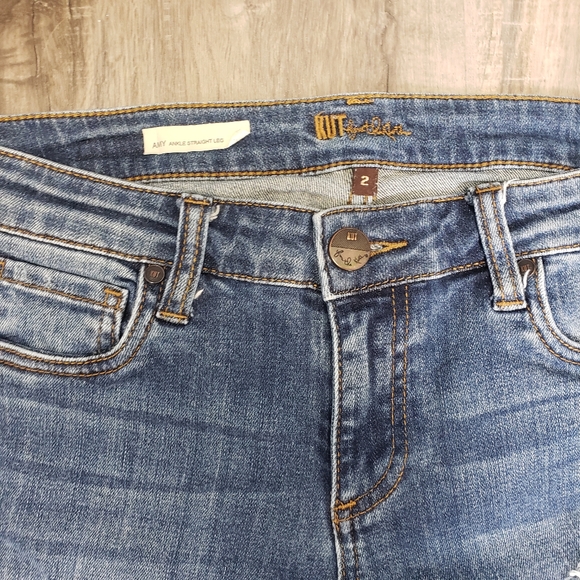 Kut from the Kloth Amy Ankle Straight Leg Cuffed Medium Wash Jeans 2 ( 29 ) Low‎ - Picture 2 of 9